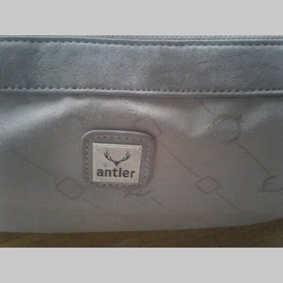 Multipurpose Antler Duffle Bag for Travel, Work or Fitness! - Picture 11 of 12